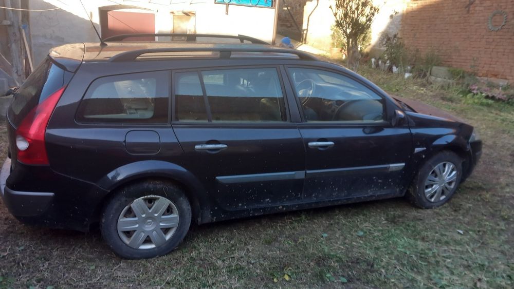 Vând Renault megane