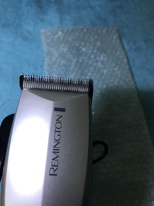 Mașină de tuns Remington, foarte bună