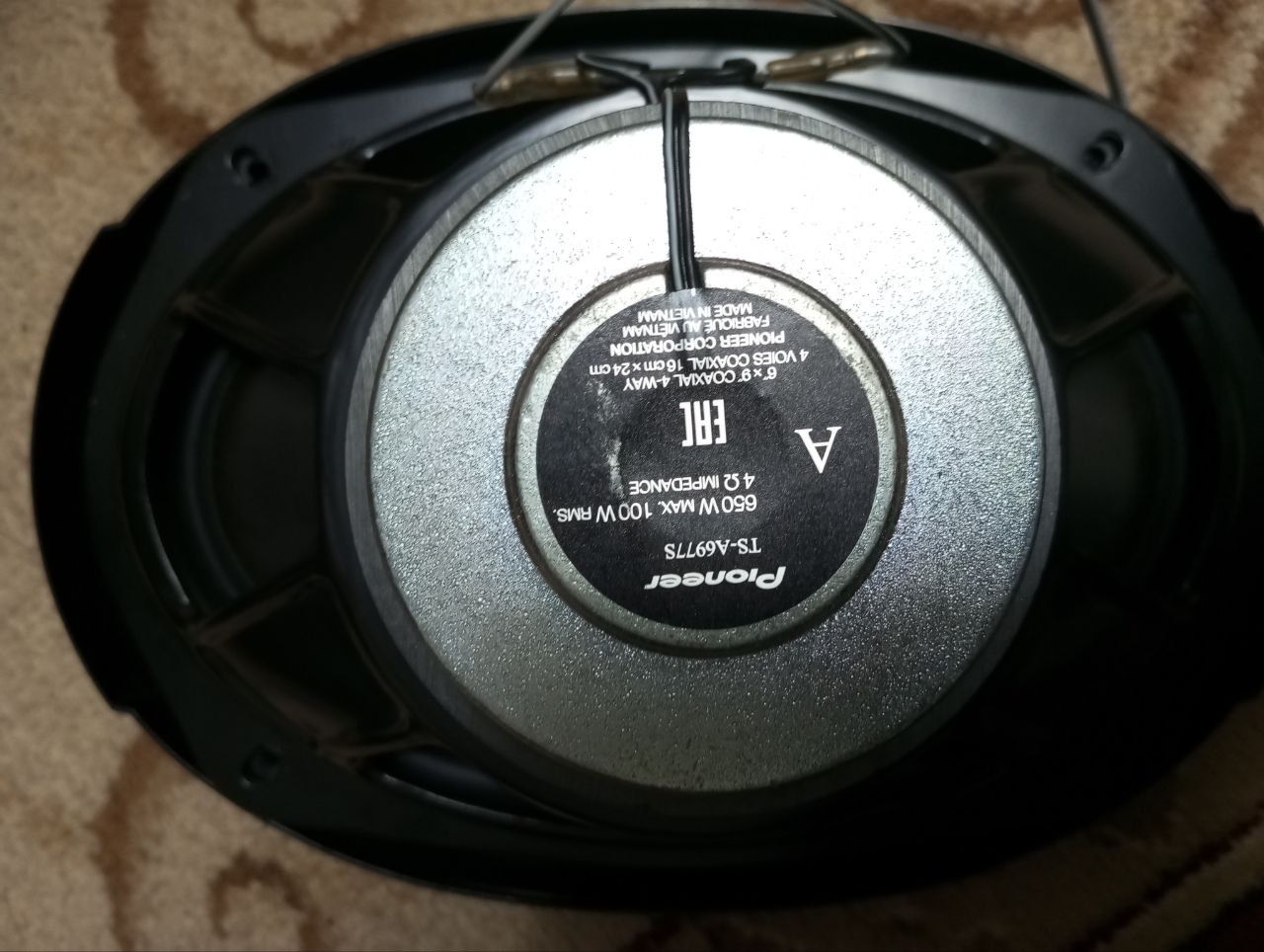 Pioneer 650W yangi