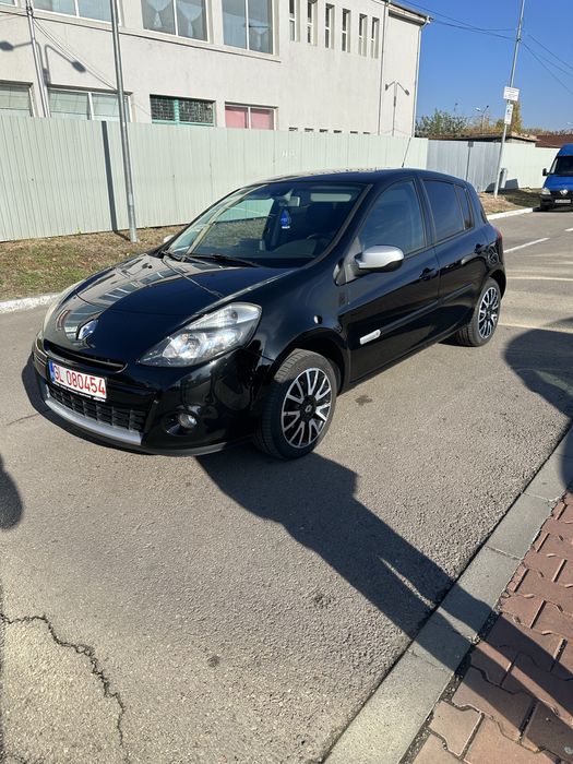 Renault clio 3 facelift 1.5 dci 90 CP euro 5 2012