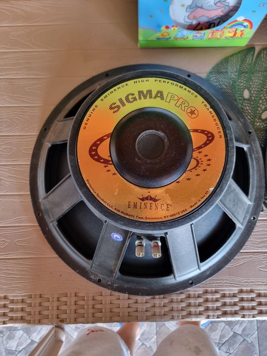 Difuzoare de bas 18 țoli eminence sigma pro