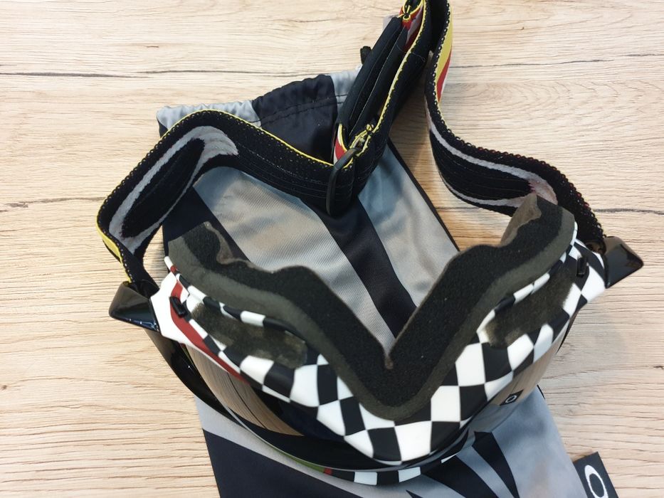 НОВИ - Oakley Crowbar Snow Flight Series Thunderbolt