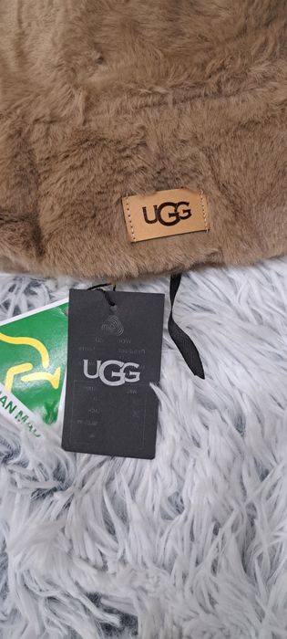 UGG дамска шапка в два цвята НОВА