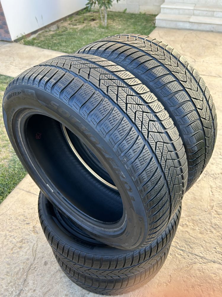 Anvelope iarna 225 55 18, Pirelli Sottozero 3