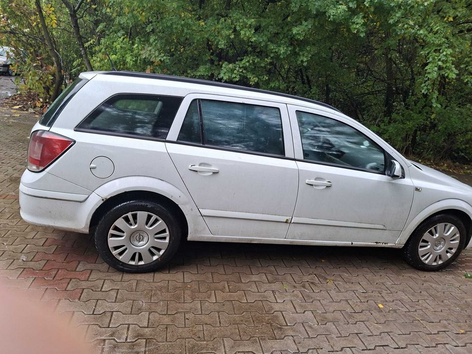 OPEL ASTRA H, produs 2008, stare functionare, 1700 cmc,