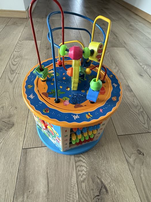 Cub educativ montessori cu activitati din lemn