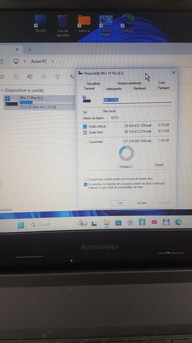 Laptop Lenovo E50 cu I3, 8 gb si ssd