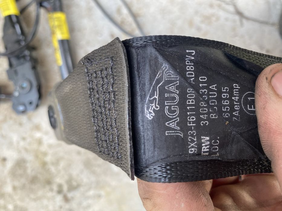 Centuri fata pretensionere Jaguar XF X250