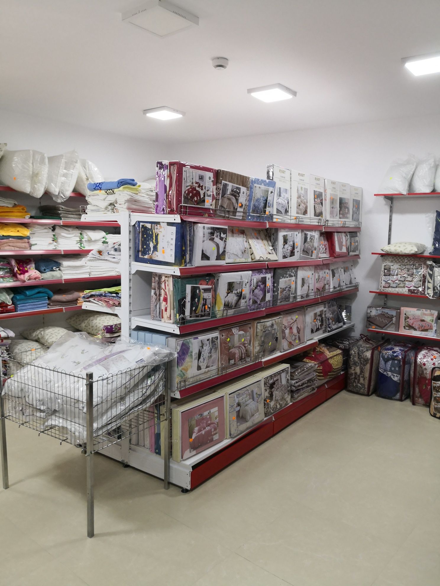 De vânzare spațiu comercial