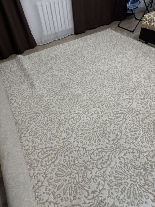 Ковер 3*4 метра.Срочно!Торг!