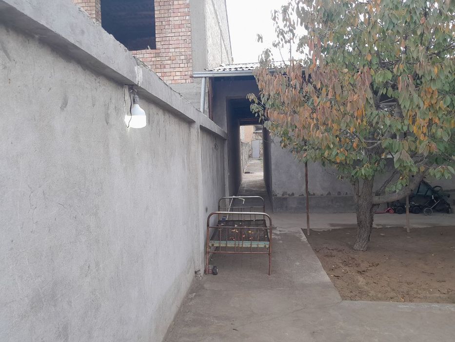 Uch qahramondan 7 km kirganda shodlik toyxonasi