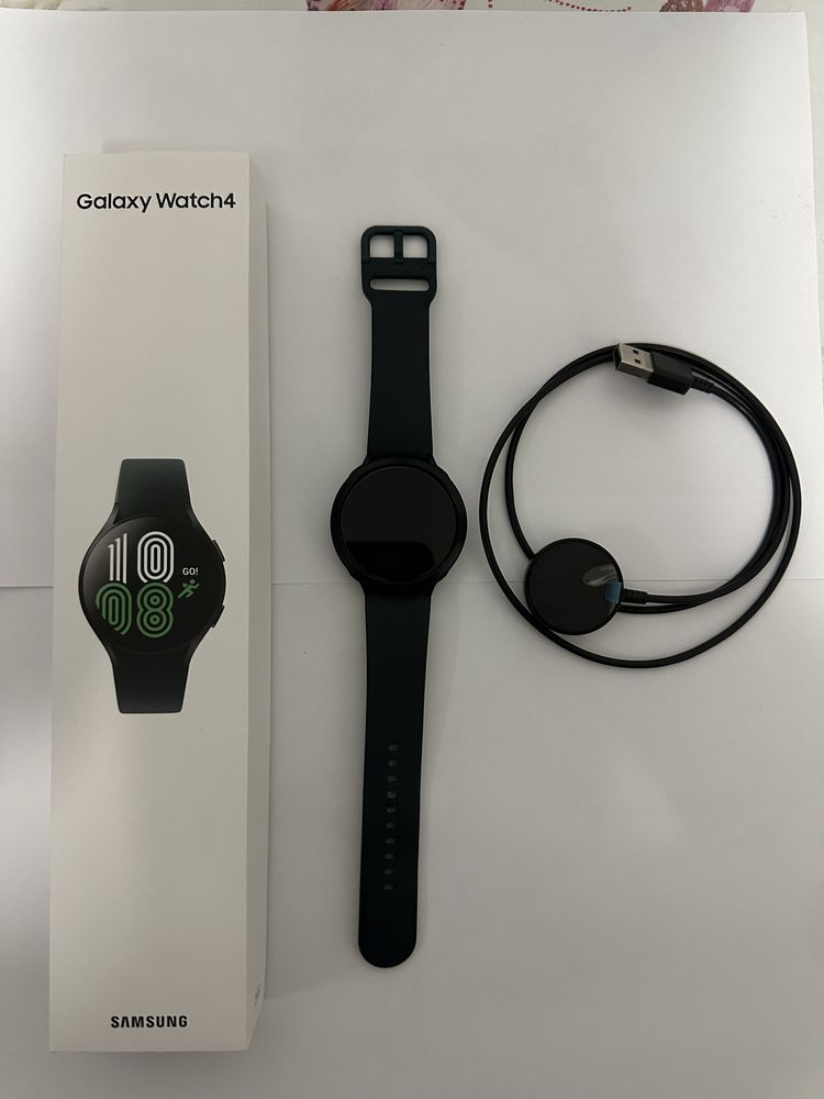 Samsung Galaxy Watch 4