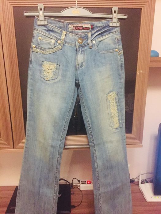 Продам джинсы