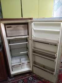 Продам холодильник Орск3 в хорошем состоянии,