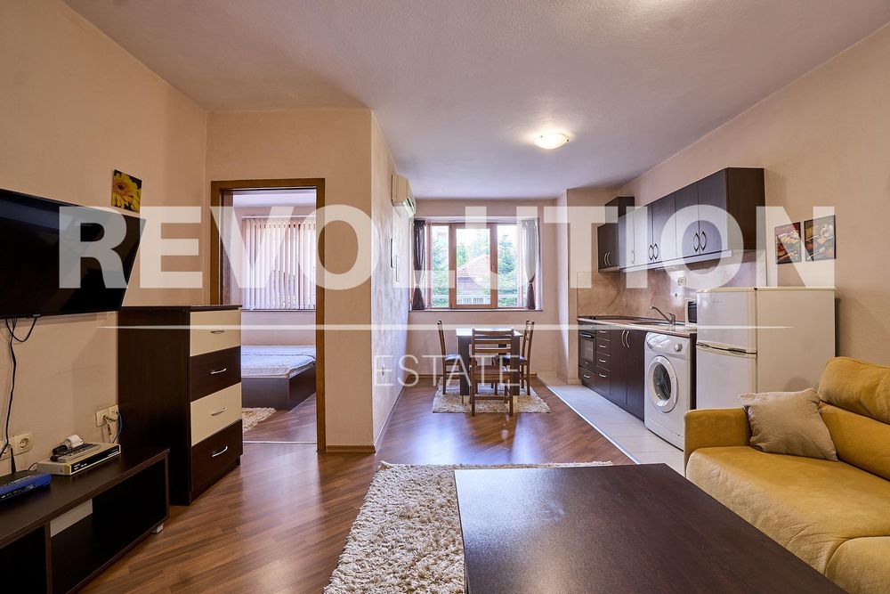 Дава се под наем Двустаен апартамент в Пловдив, Кършияка - 65 кв.м за 400 € - Снимка #2