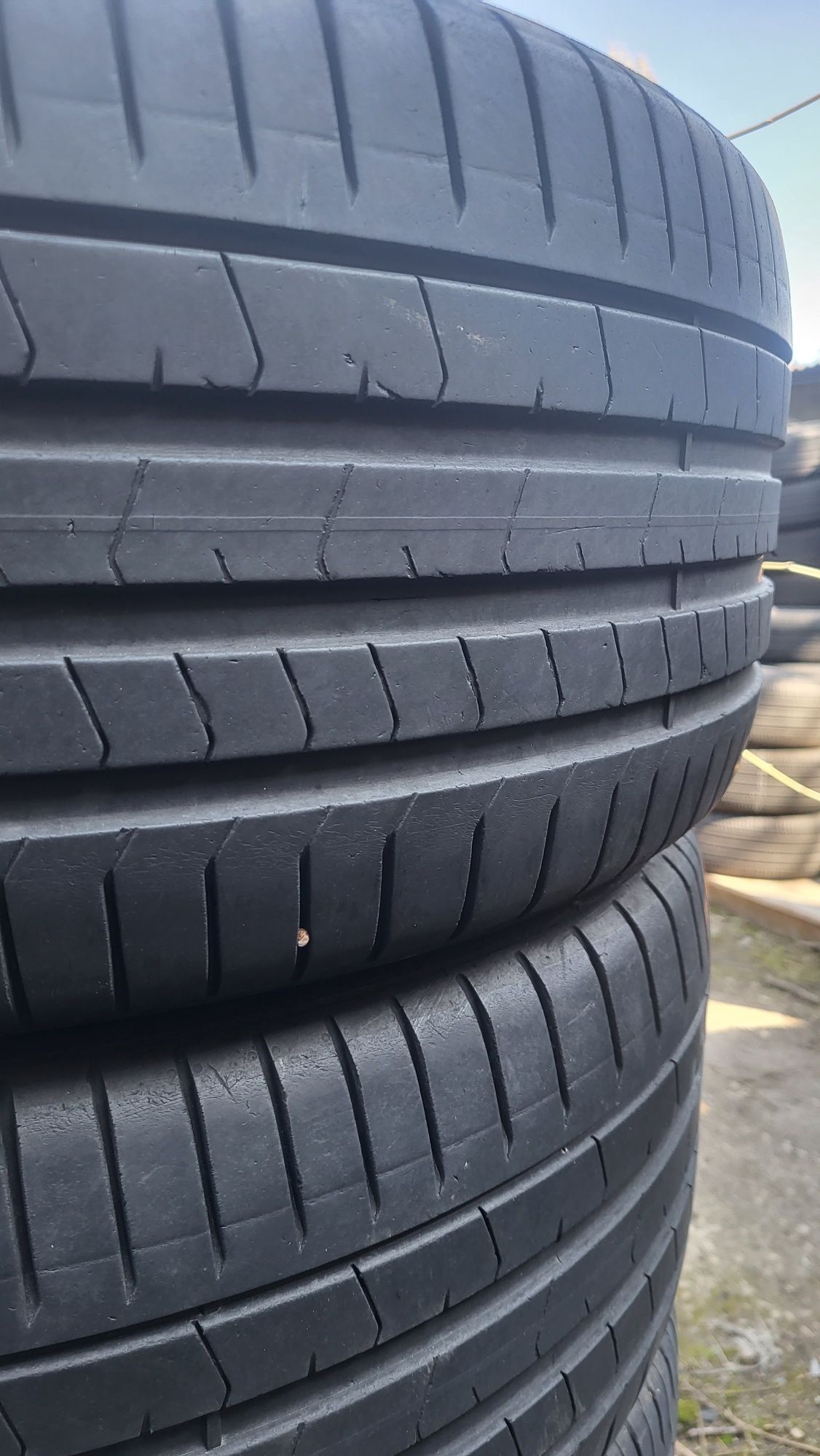 2бр. 275 40 21 Pirelli RunFlat летни.