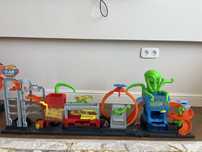 Hot wheels Ultimate Car Wash Автомойка Осьминог