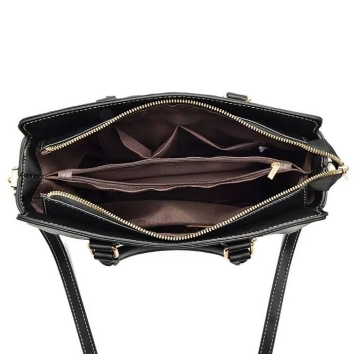 Златна дамска чанта