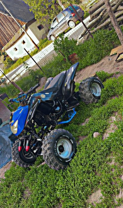Vând atv 250 cc.