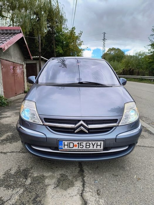 Vând Citroen C8 2011  7 locuri,euro5.