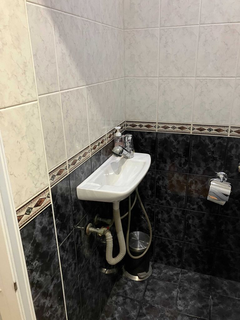 Продава се Четиристаен апартамент в Стара Загора, Център - 76 кв.м за 1316 €/кв.м - Снимка #4