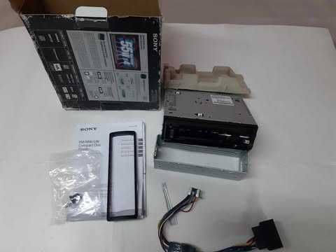 Авто cd плейър SONY G1000U