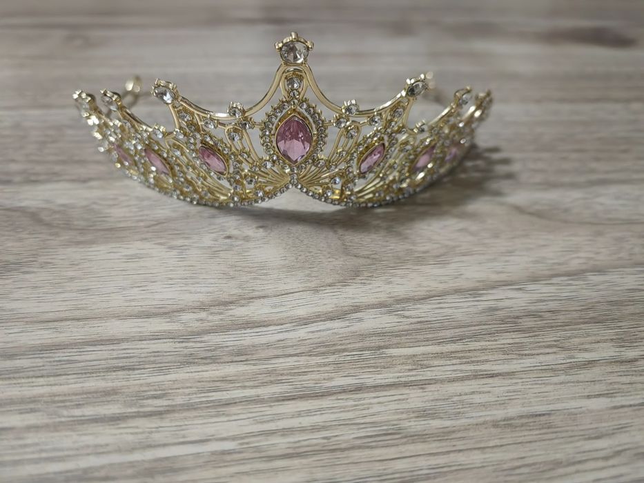 Diadema mireasa tip printesa