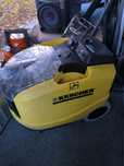 Karcher Puzzi 300s Професионална машина за пране на килими