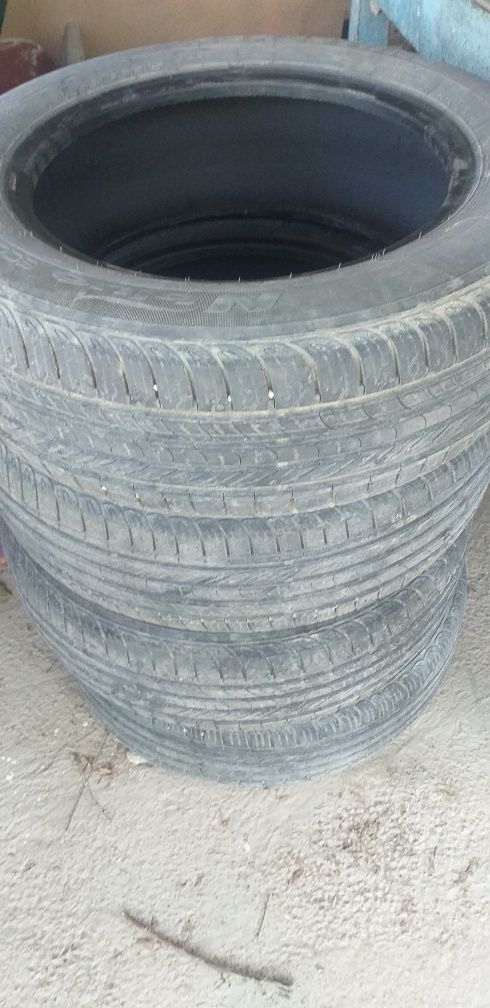 Шины для машины 195/60 R15