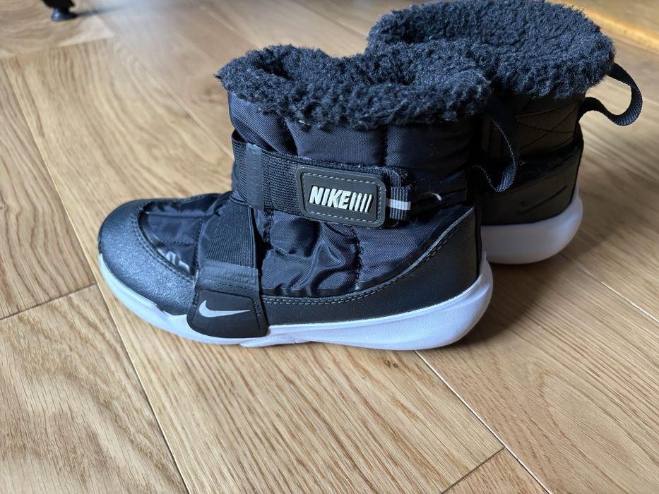 Зимни ботушки Nike