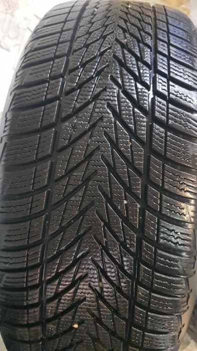 Джанти за BMW със зимни гуми Goodyear