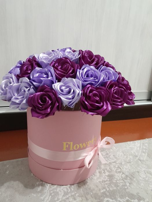 Букет из атласных лент – розы, 39 шт.