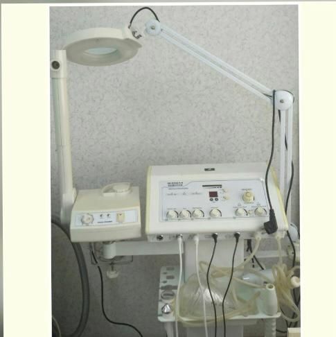 Продам аппарат для аппаратной чистки лица.