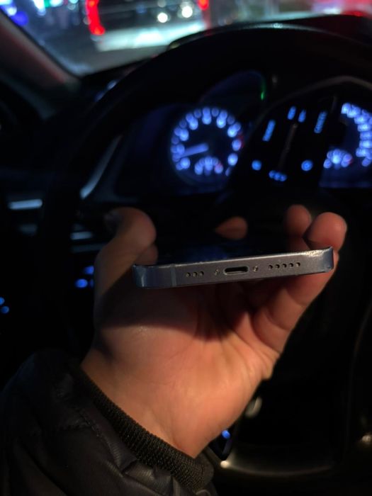 Iphone 14.   Памят 128гб.  Документ есть каропка нет