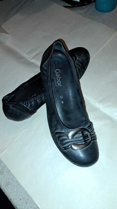 Pantofi de piele gri cu toc mic 39
