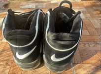 Vand Nike uptempo