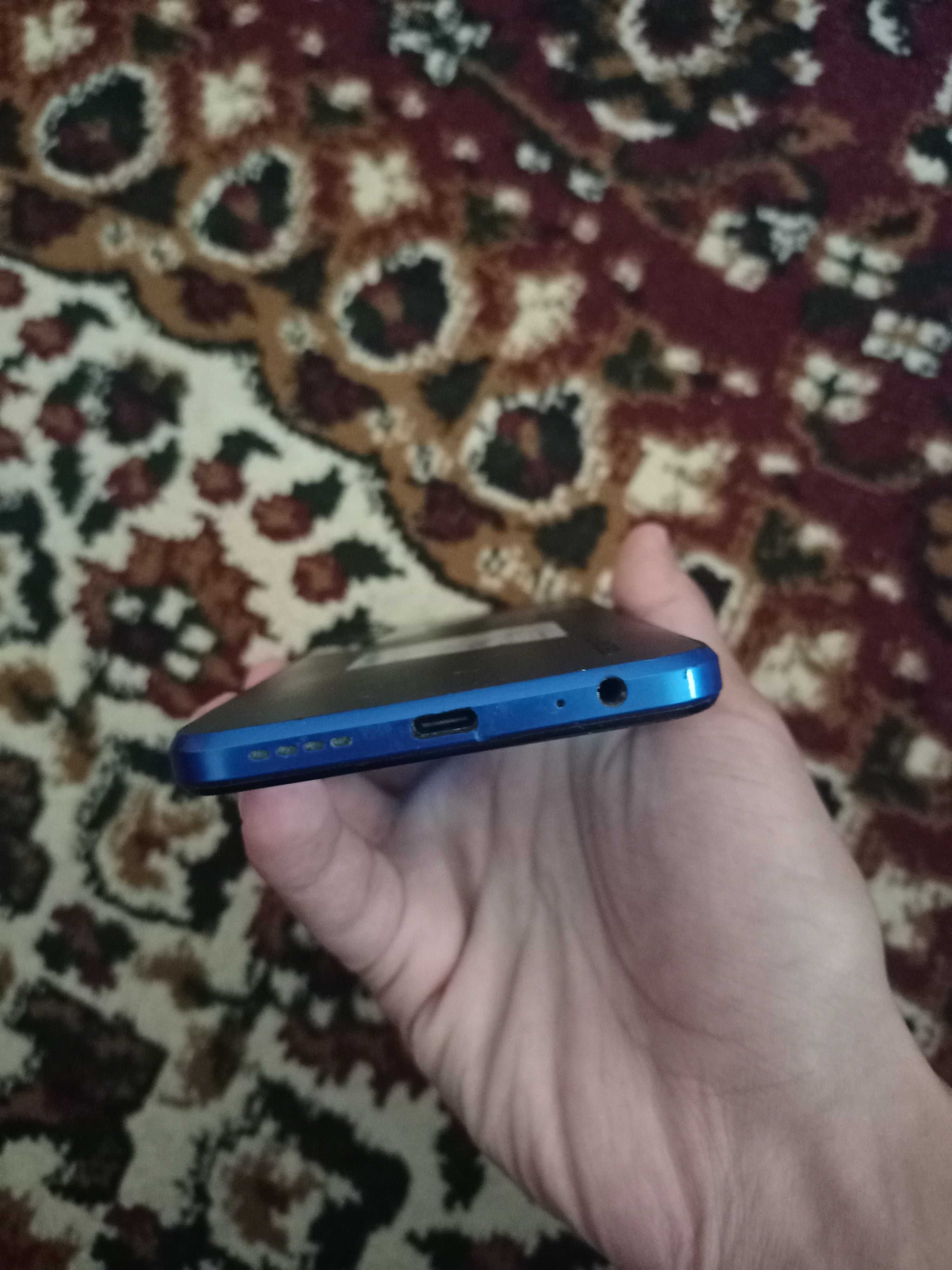 Texno pova 4  128/8+5gb  800 ming so'm