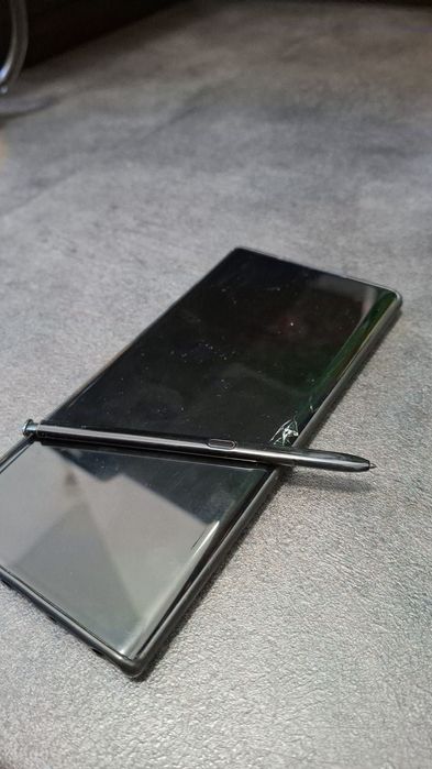 Vând Samsung Galaxy note 10+ cu ecran defect