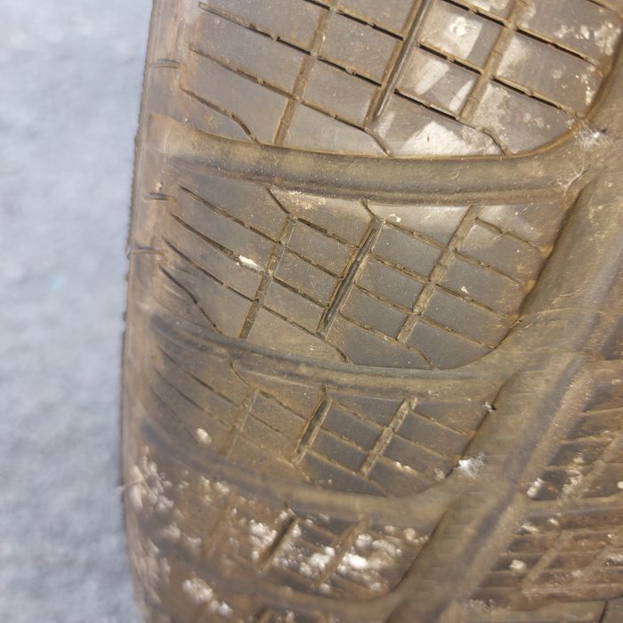 Зимни Pirelli 21"