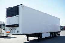 Schmitz Cargobull FRIGIDER / TRANSPORT MAXIMA 1300 UNITĂȚI / DOPPELSTOCK / COȘ PENTRU PALEȚI / AXE SCHMITZ