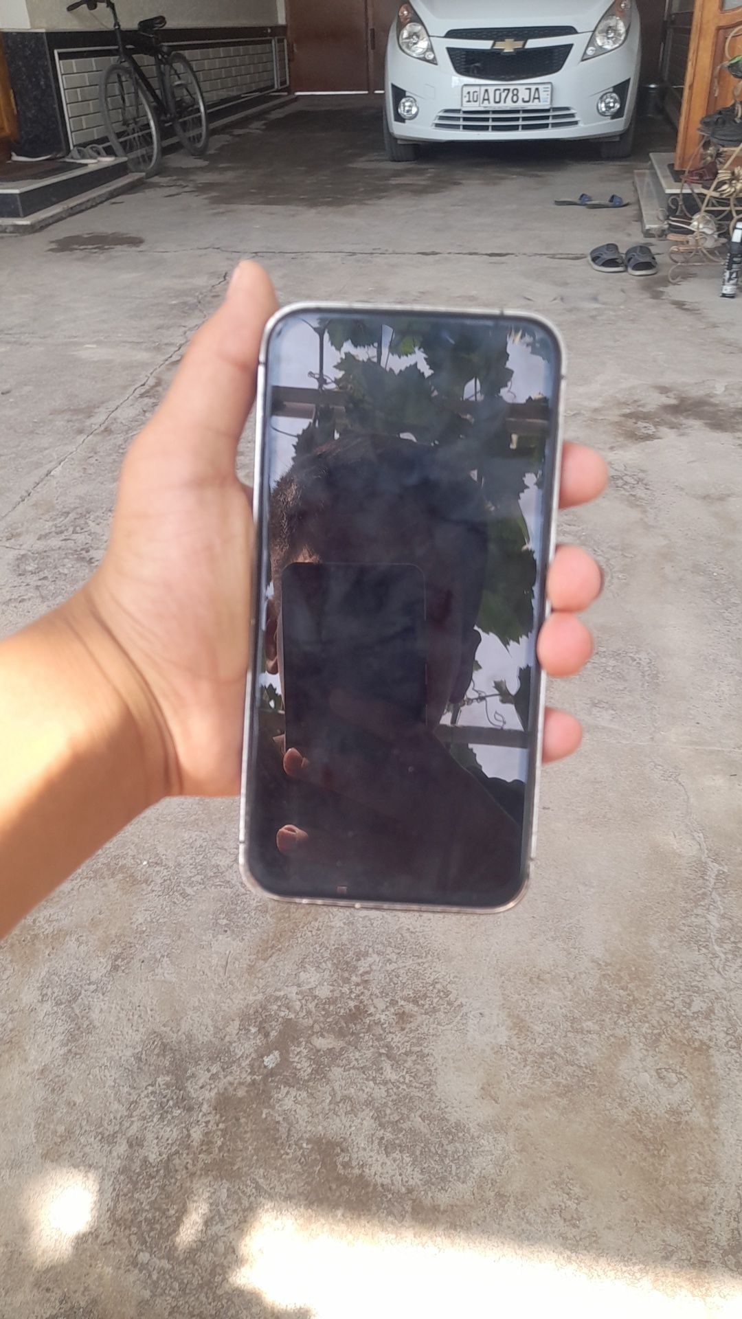 iPhone xr (13 corpus)