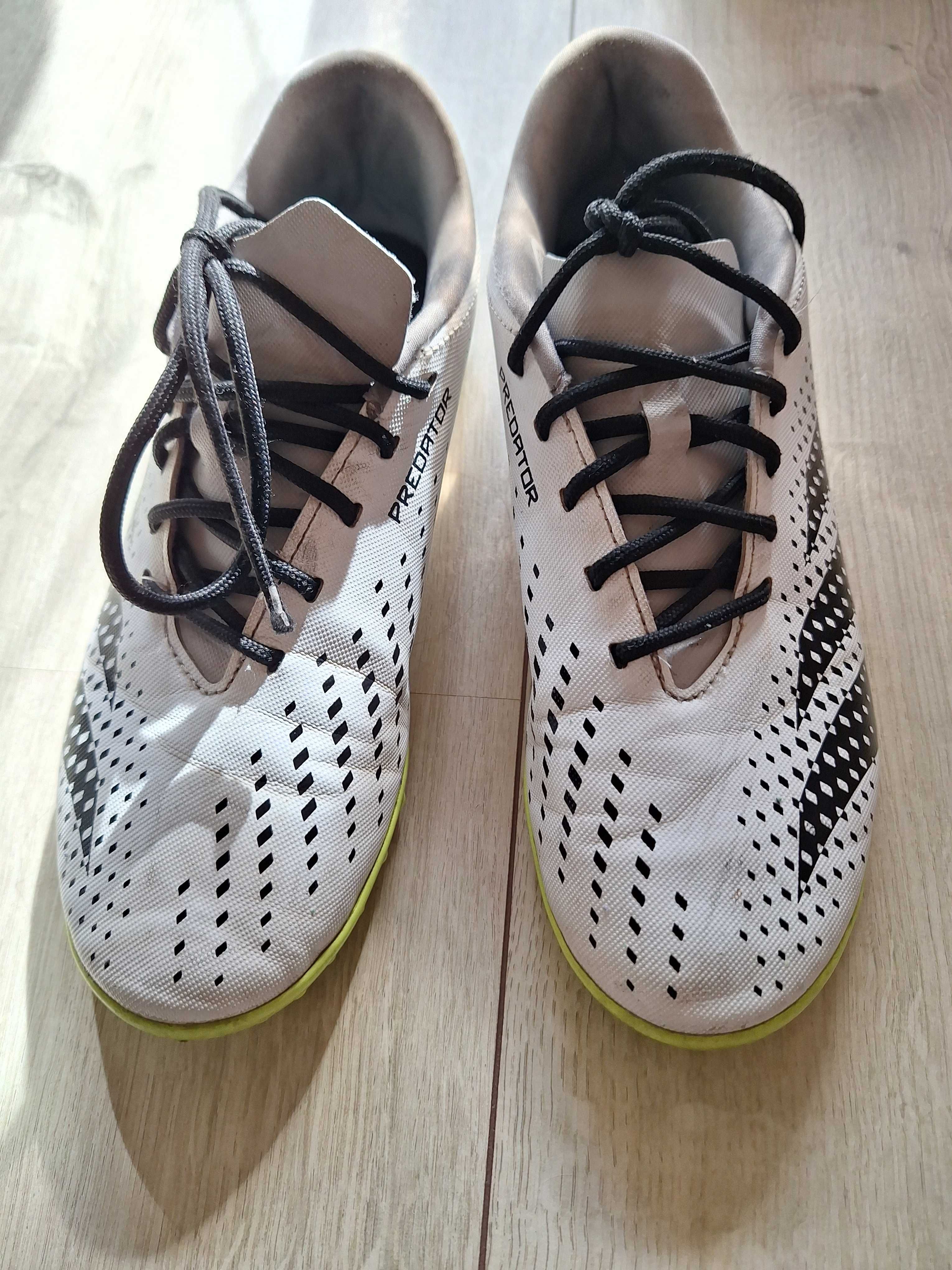 Футболни обувки Adidas predator размер 38