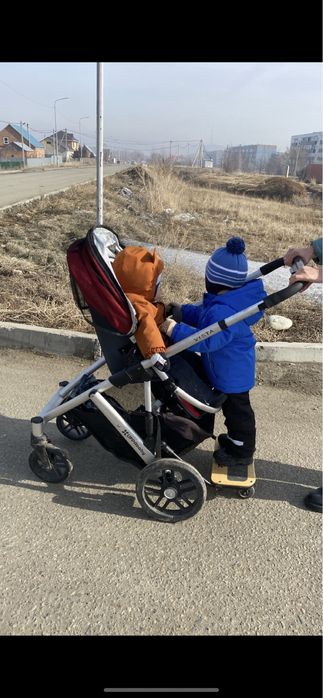 Коляска для двойни