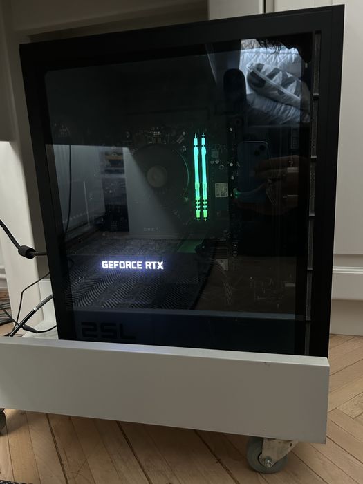 Calculator Gaming HP OMEN RTX 2060Super Ryzen 7 3700x 1.5 TB 16 gb RAM