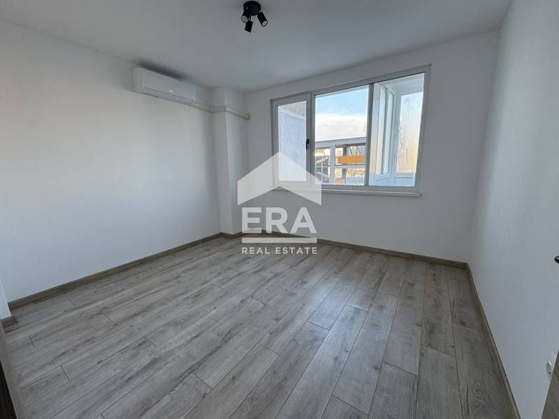 Продава се Тристаен апартамент в Варна, Лятно кино Тракия - 92 кв.м за 2337 €/кв.м - Снимка #8