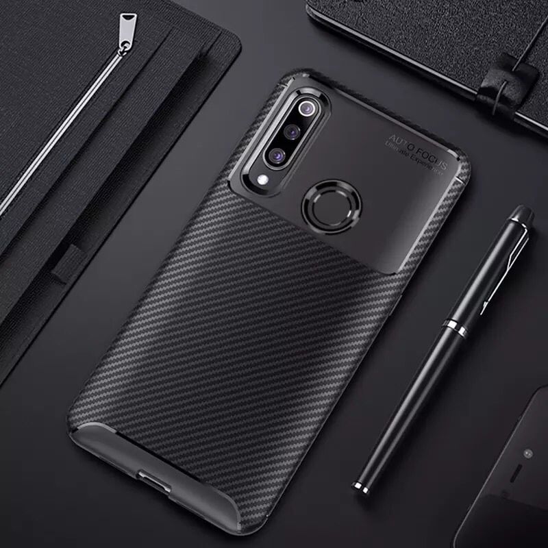 Huawei P30 Lite Husa Silicon Carbon Type + Folie Sticla Hard 9D