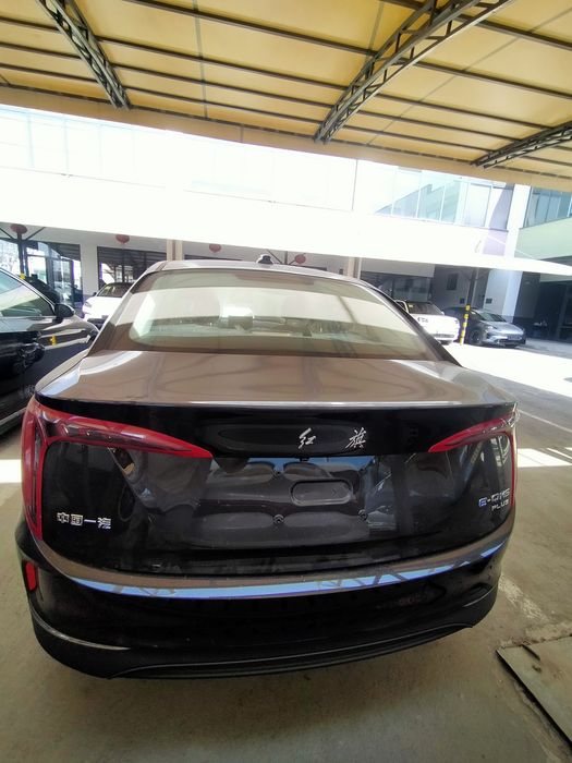 Продается Hongqi Eqm5 plus 560km