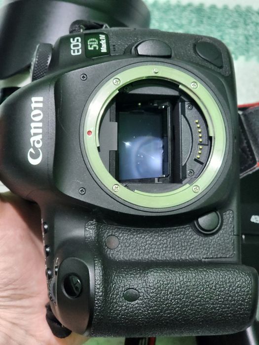 Canon 5D mark IV sotiladi