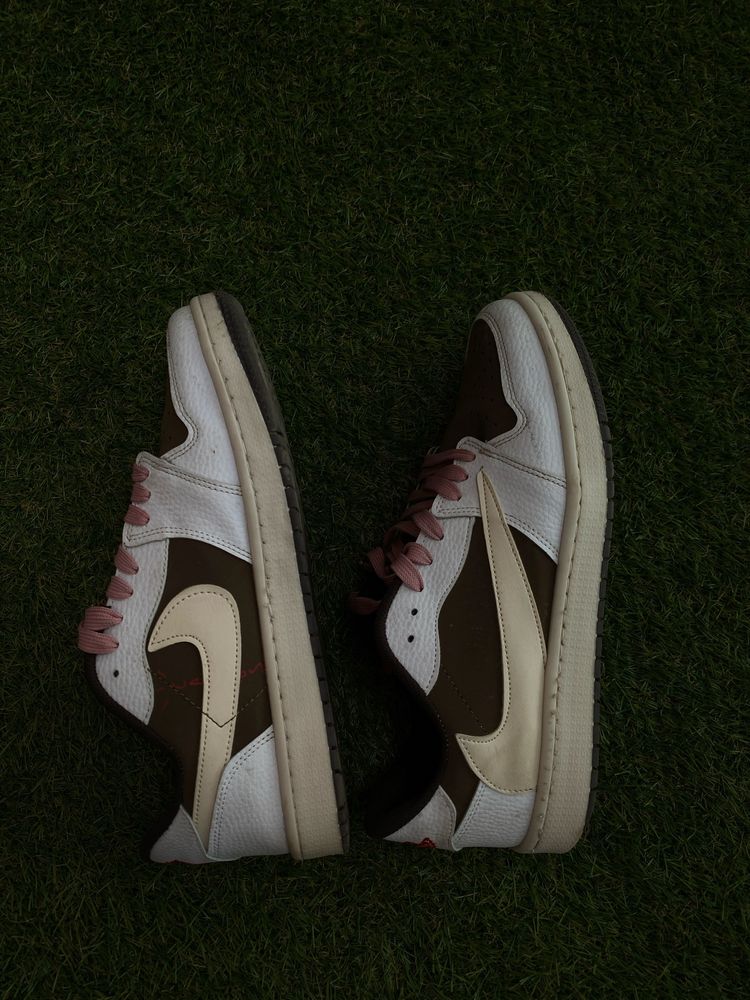 Travis scott x Jordan1 low