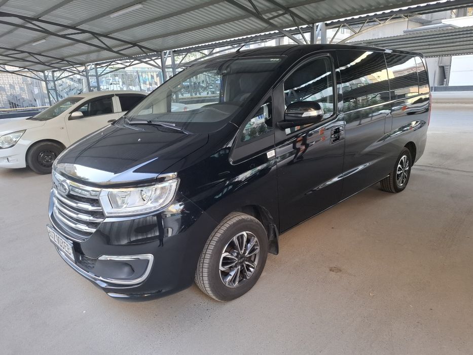 Продается минивэн JAC M3 (2023 г.) | 8+1 мест | Пробег 13000 км